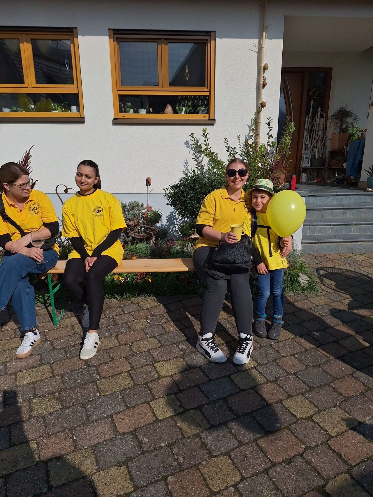 8ad485d5-1b4b-4f25-8546-bfccfa2e9492